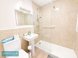 Bathroom- click for photo gallery